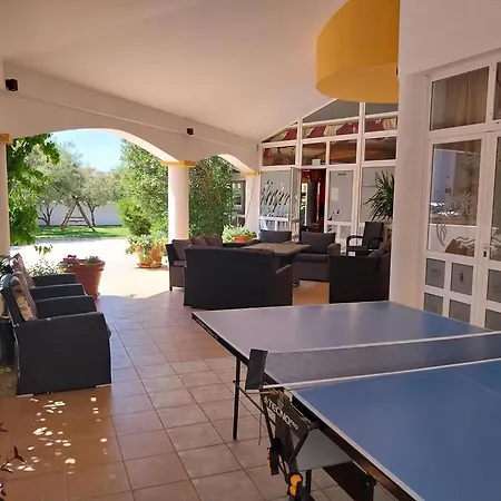 Nyaraló Villa Vedorna Pomer *