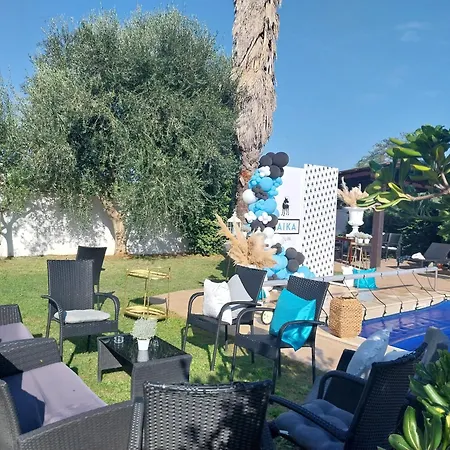 Villa Vedorna Pomer Nyaraló *