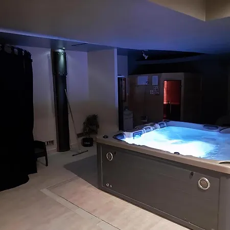 Holiday home Mit Garten Und Pool Fuer Ganze Familie