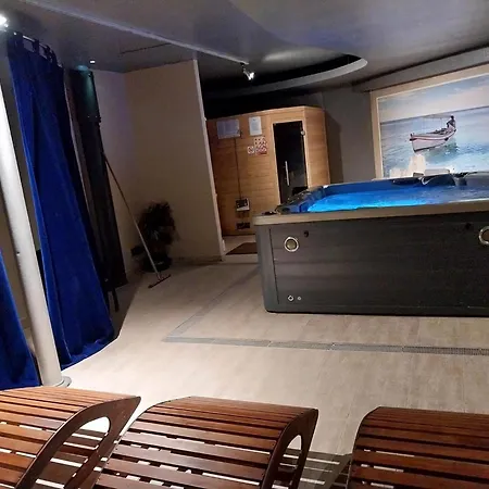 Holiday home Mit Garten Und Pool Fuer Ganze Familie Pomer